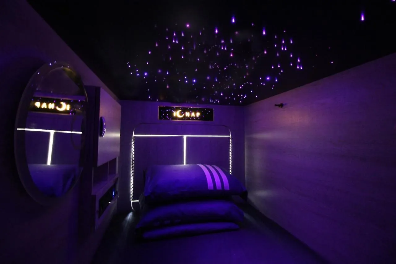 L'Etoile De Mer Mong Kok - Capsule Hotel Kowloon