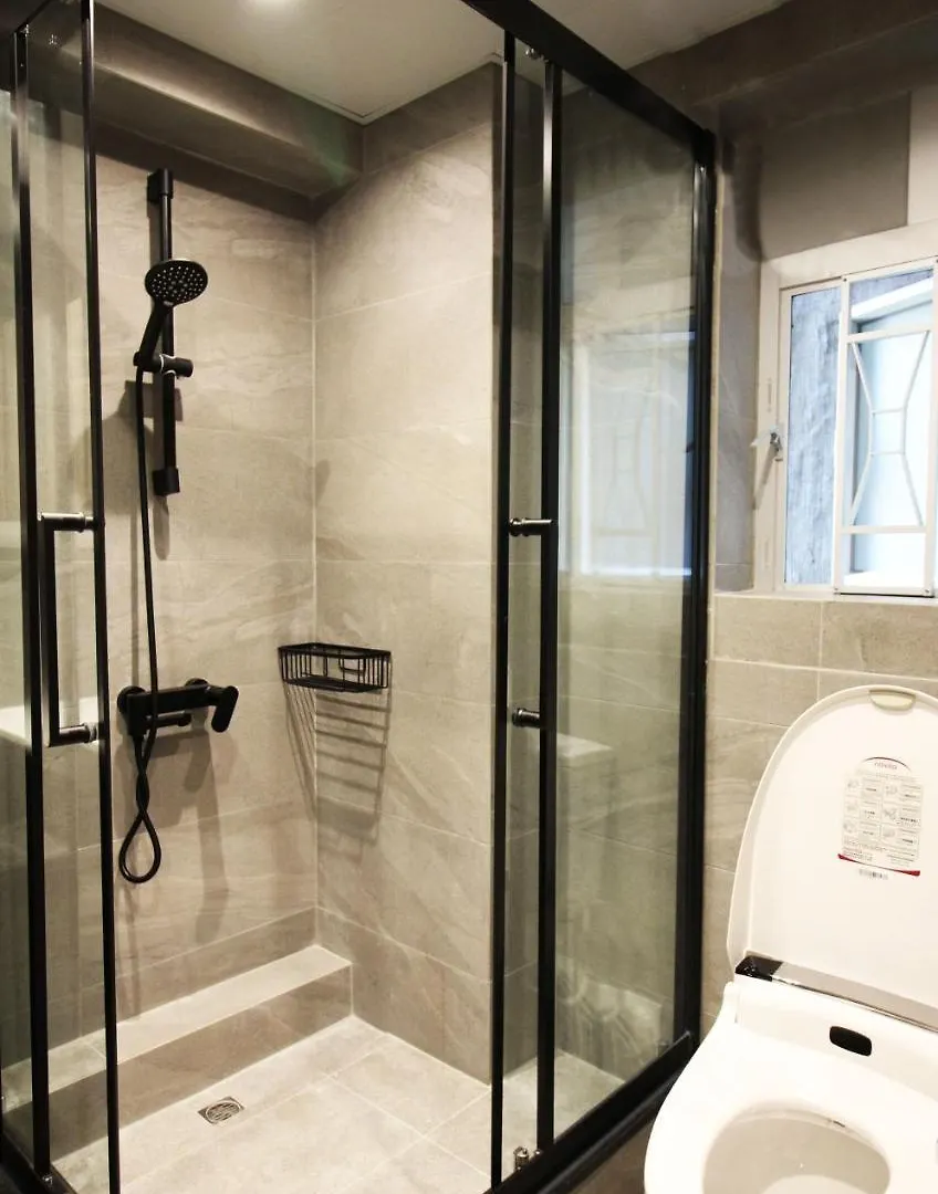 L'Etoile De Mer Mong Kok - Capsule Hotel Kowloon  2*, Kowloon (Hong Kong)